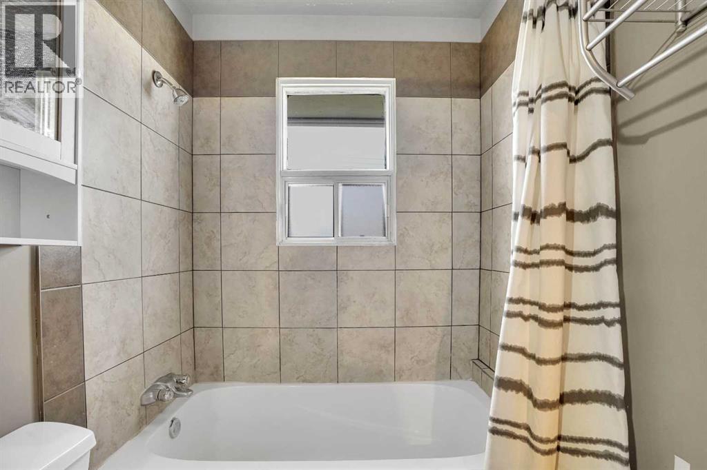 8316 43 Avenue Nw, Calgary, Alberta  T3B 1X9 - Photo 24 - A2308433
