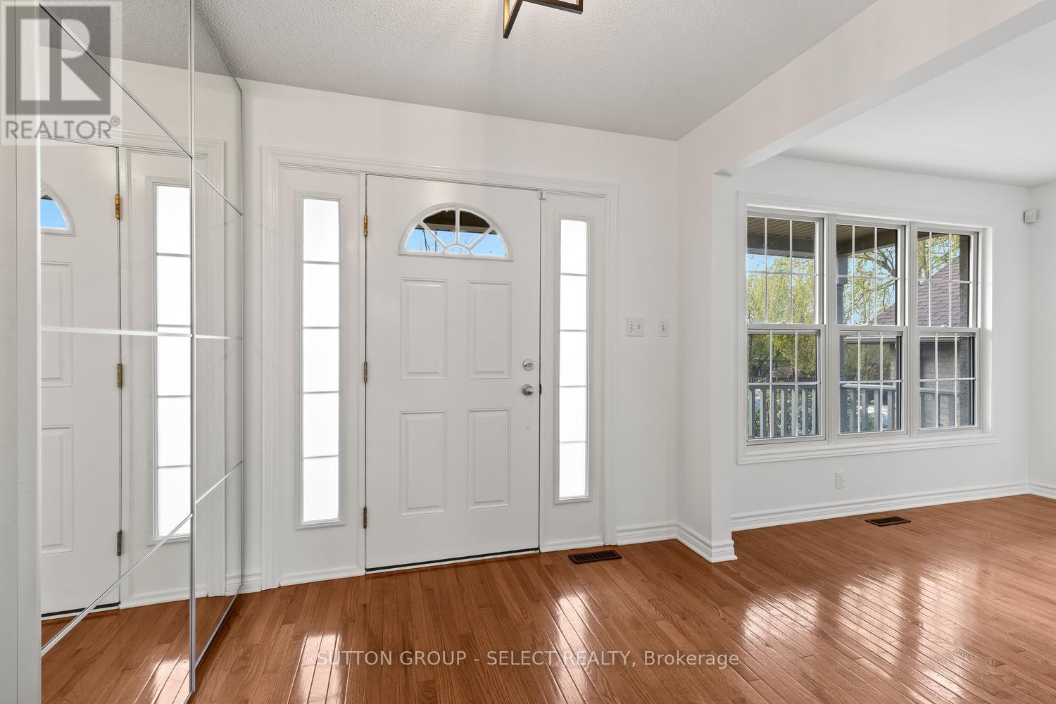176 Buttercup Court, London North, Ontario  N6G 5M6 - Photo 4 - X13117018