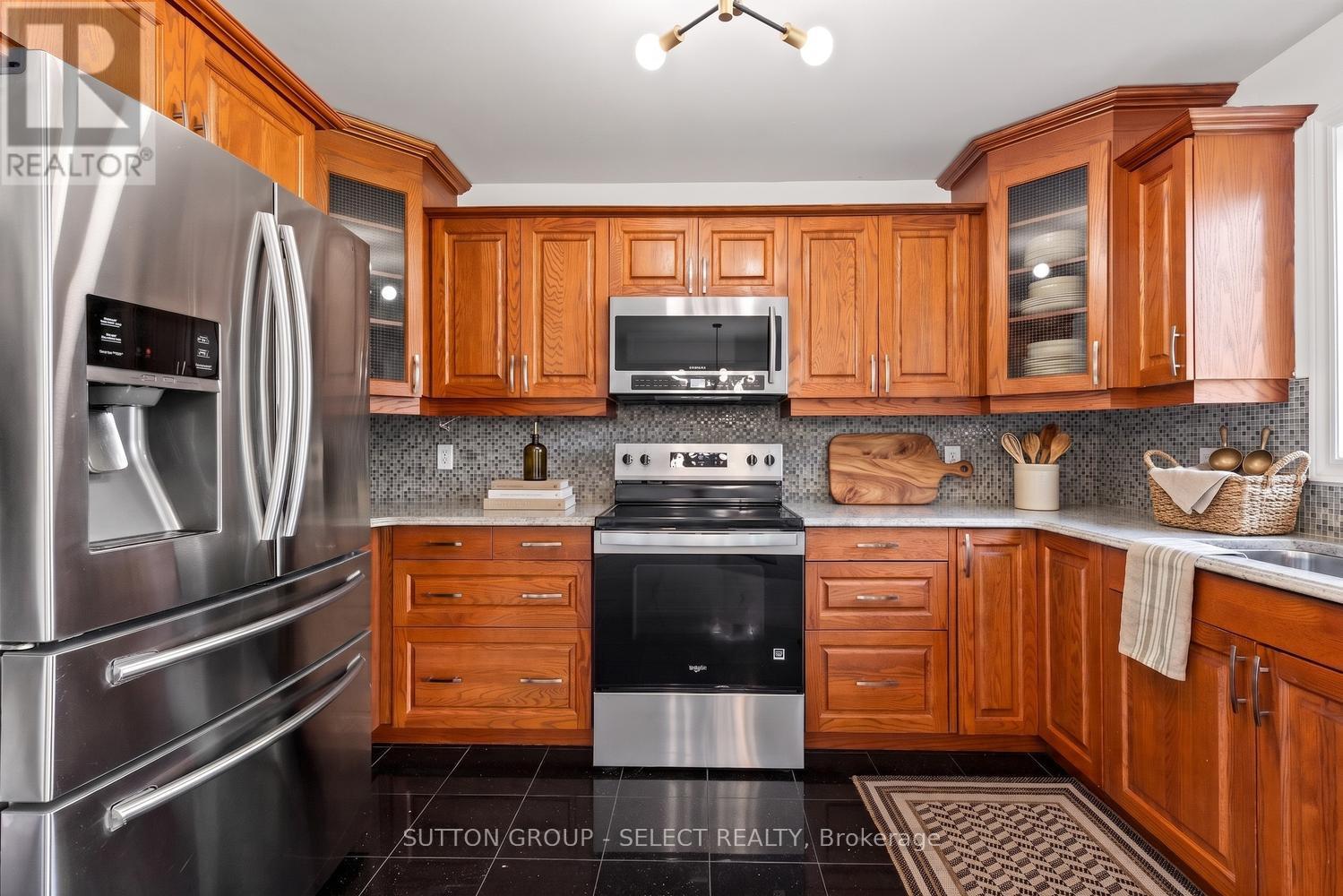 176 Buttercup Court, London North, Ontario  N6G 5M6 - Photo 9 - X13117018