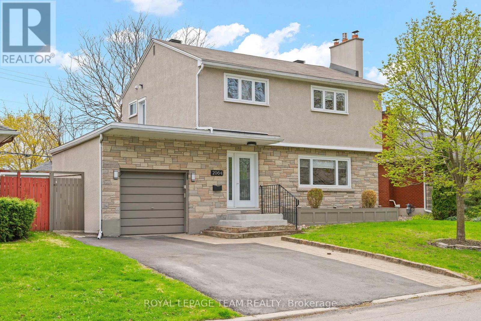2064 Neepawa Avenue, Ottawa, Ontario K2A 3L6 - Photo 1 - X13116986