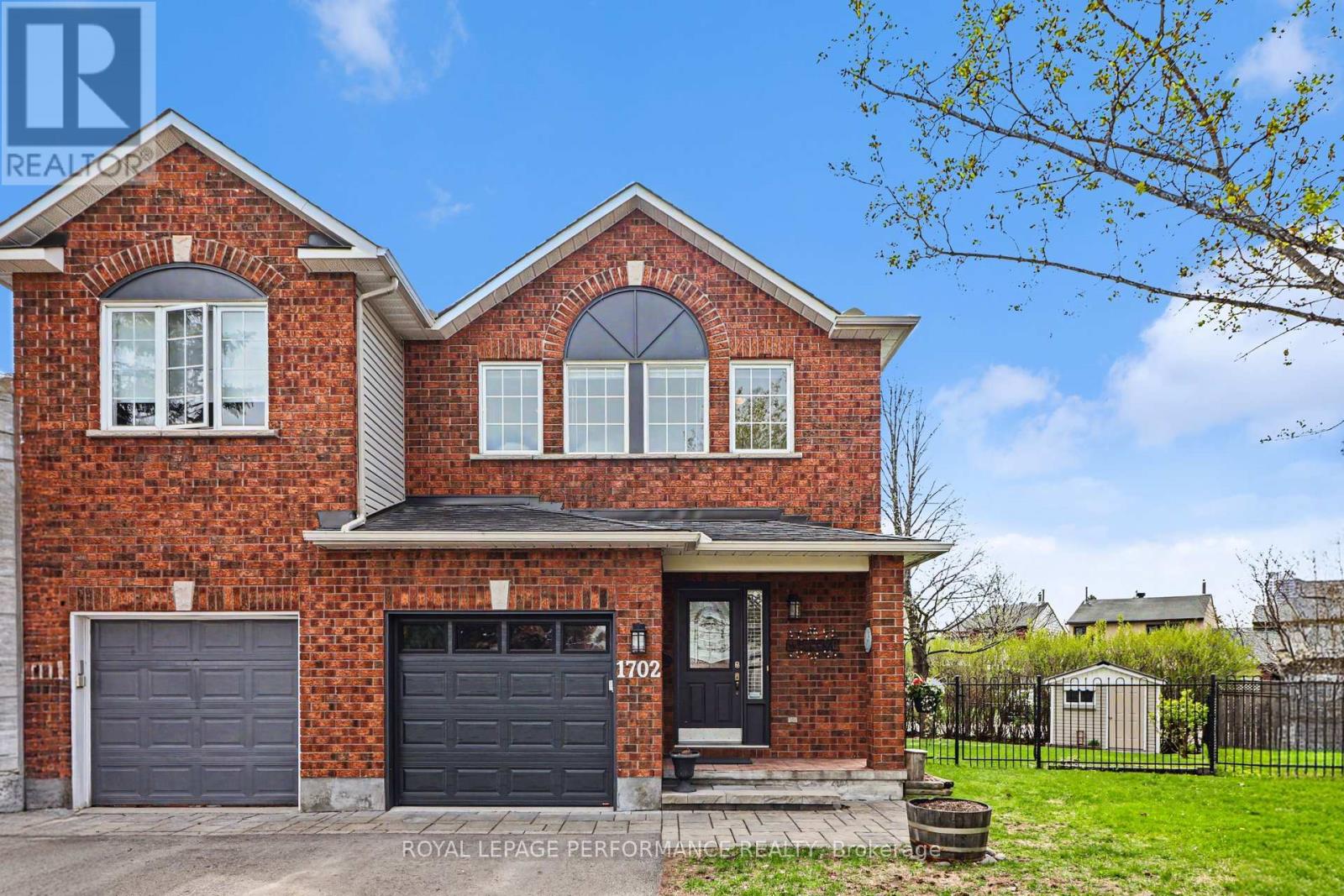 1702 Jobin Crescent, Ottawa, Ontario K1J 1C5 - Photo 1 - X13117006