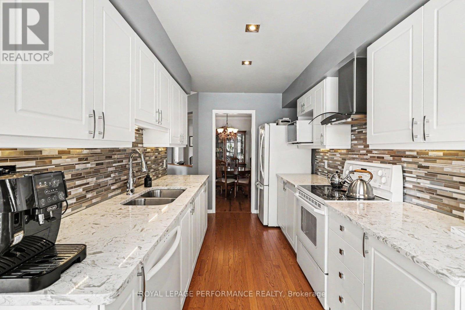 1702 Jobin Crescent, Ottawa, Ontario K1J 1C5 - Photo 13 - X13117006