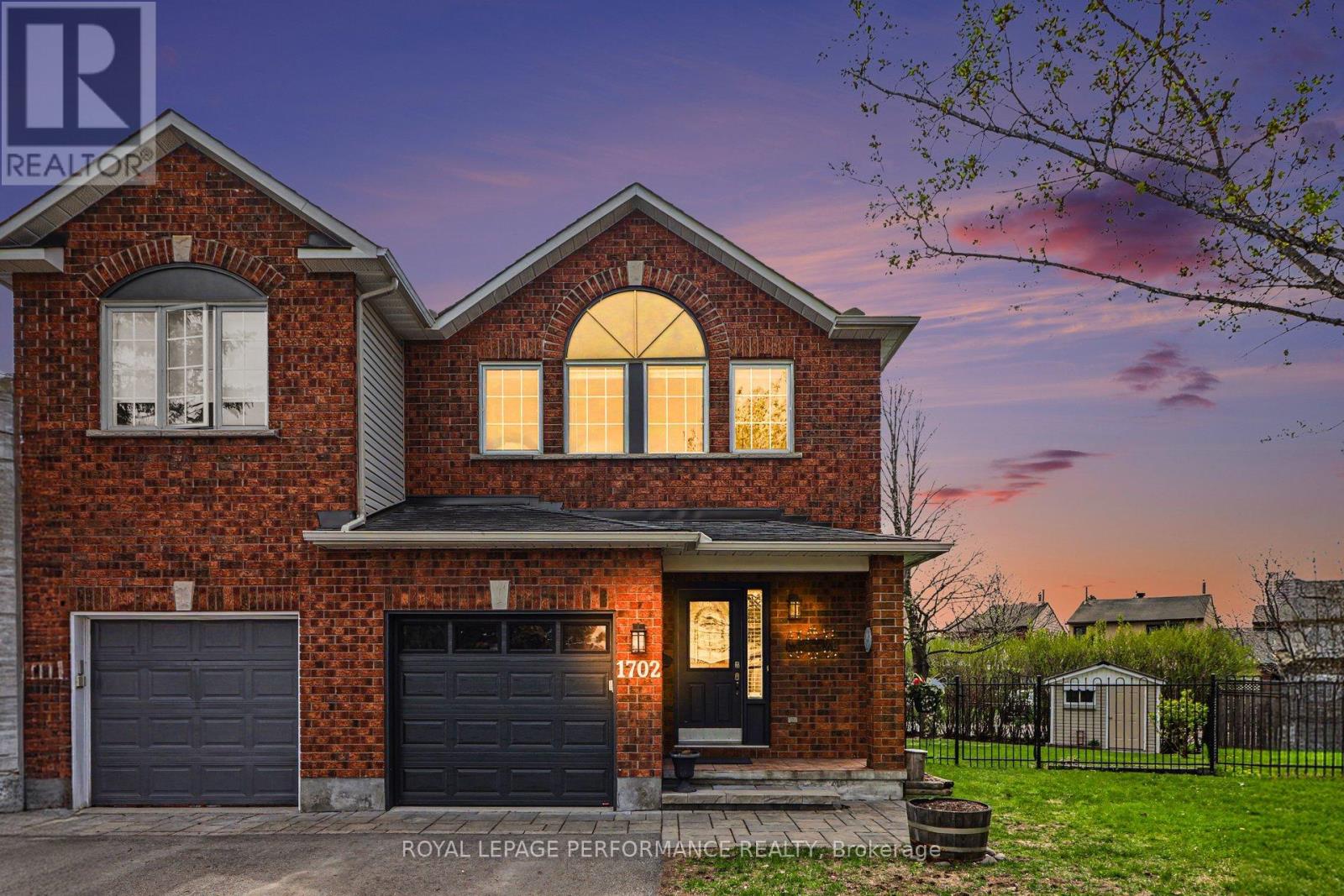 1702 Jobin Crescent, Ottawa, Ontario K1J 1C5 - Photo 2 - X13117006