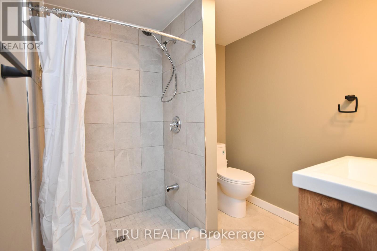 B - 1259 Maitland Avenue, Ottawa, Ontario K2C 2C4 - Photo 11 - X13117032