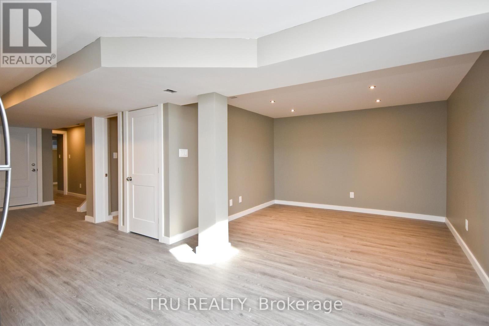B - 1259 Maitland Avenue, Ottawa, Ontario K2C 2C4 - Photo 6 - X13117032