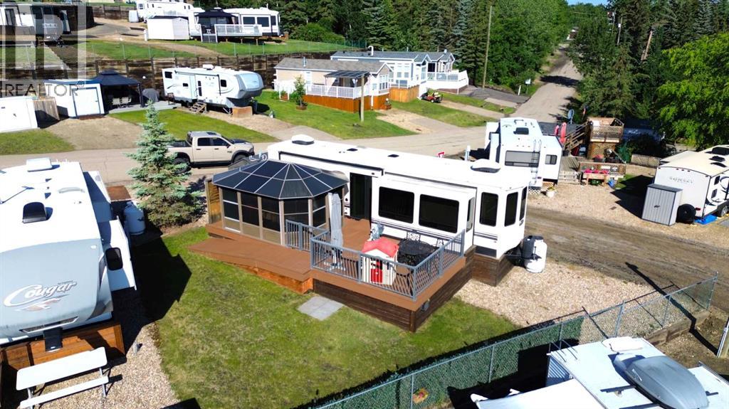 31, 25054 South Pine Lake Road, Rural Red Deer County, Alberta  T0M 1R0 - Photo 1 - A2310228
