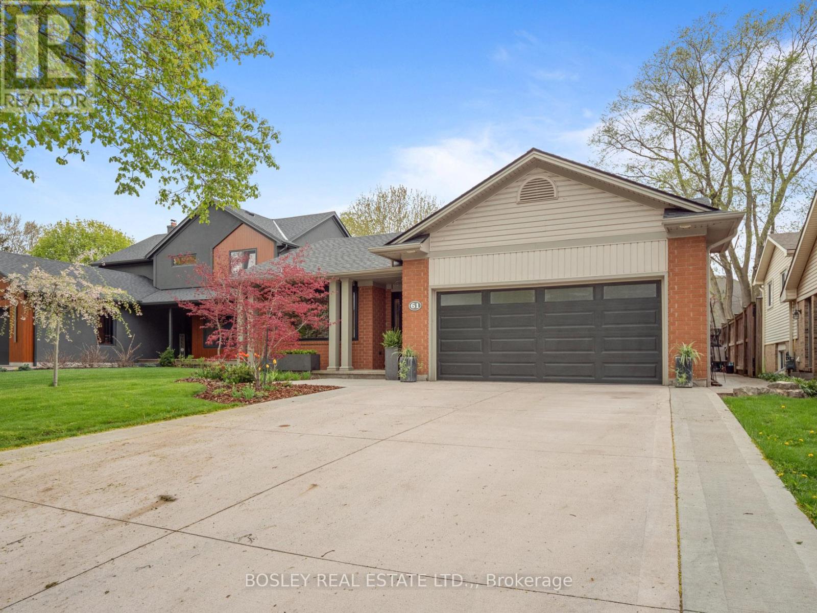 61 October Drive, St. Catharines, Ontario  L2N 6J4 - Photo 1 - X13117148