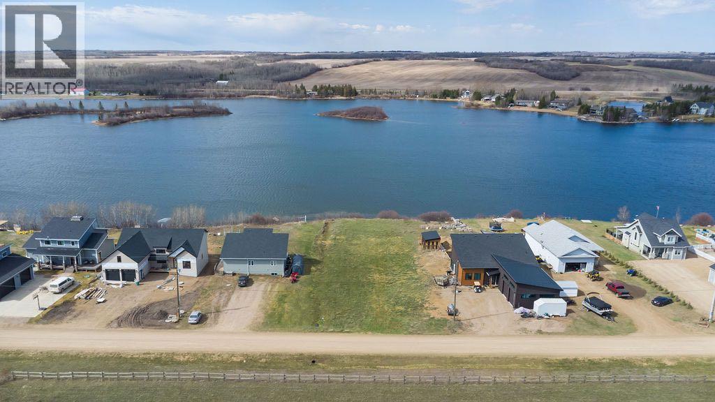 116 Columbus St, Sandy Beach, Saskatchewan  S9V 1P4 - Photo 1 - A2310253