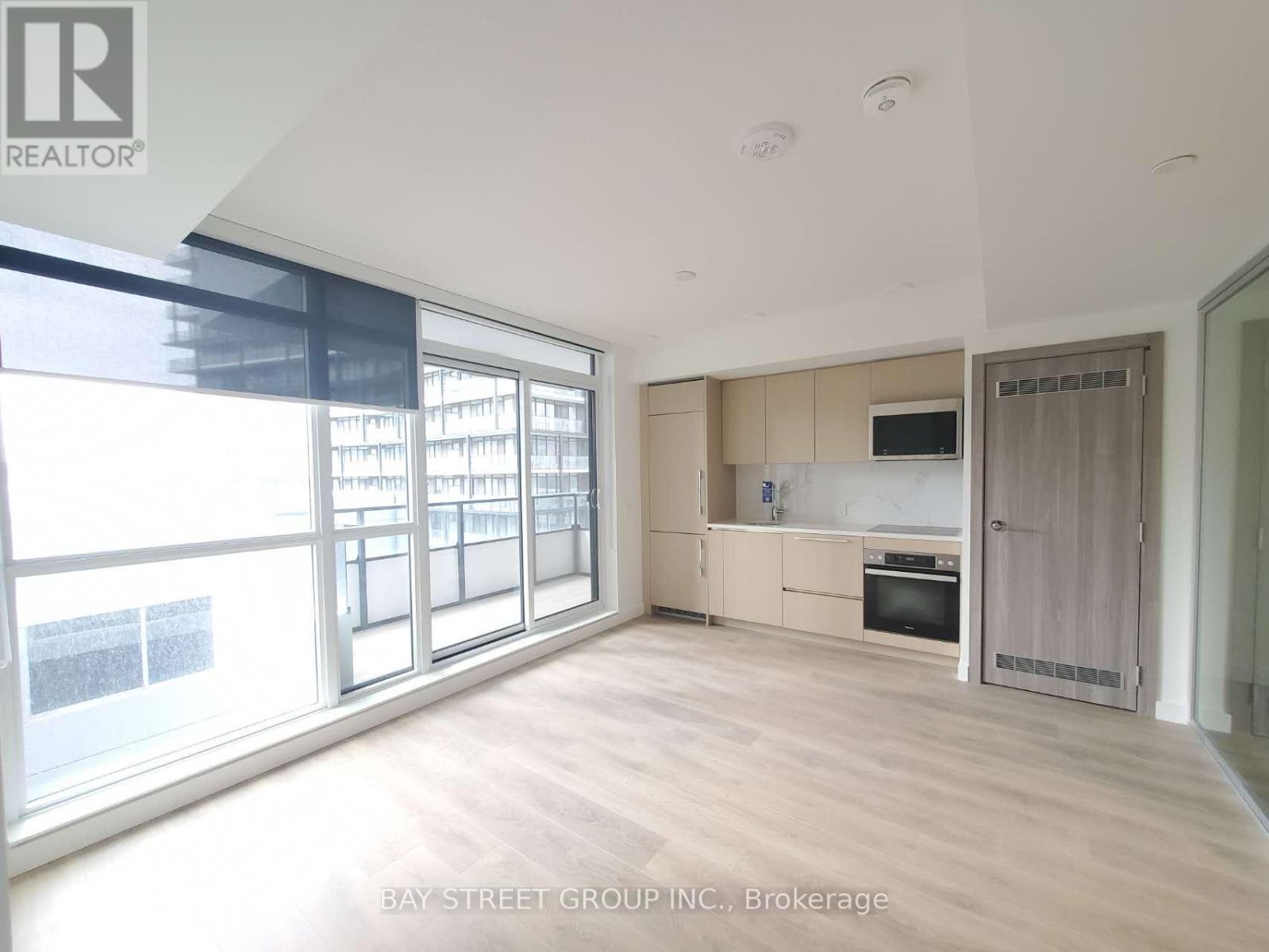 1510 - 38 Widmer Street, Toronto, Ontario  M5V 2E9 - Photo 6 - C12901504