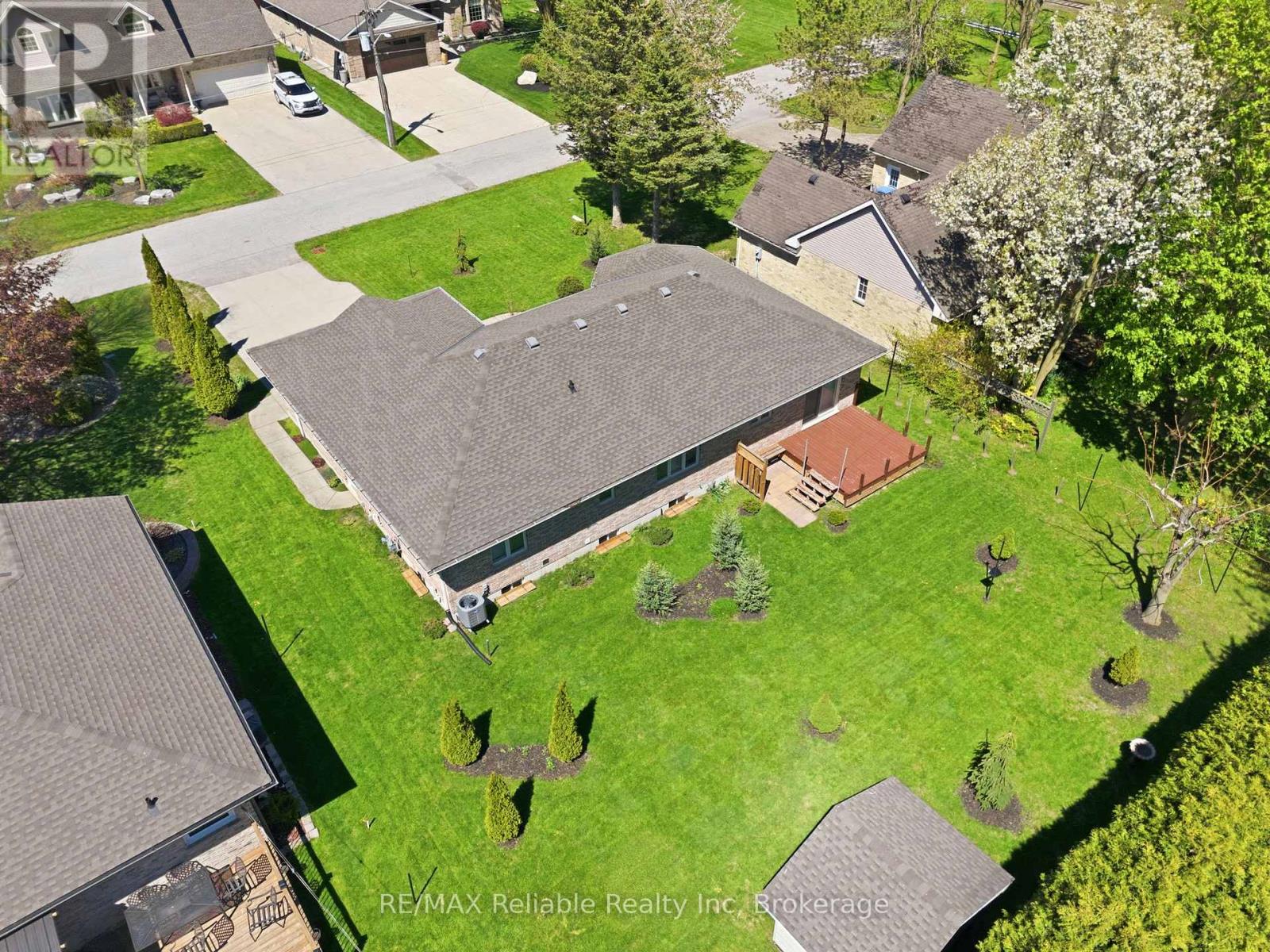 235 Willis Way, South Huron, Ontario  N0M 1S2 - Photo 29 - X13117062