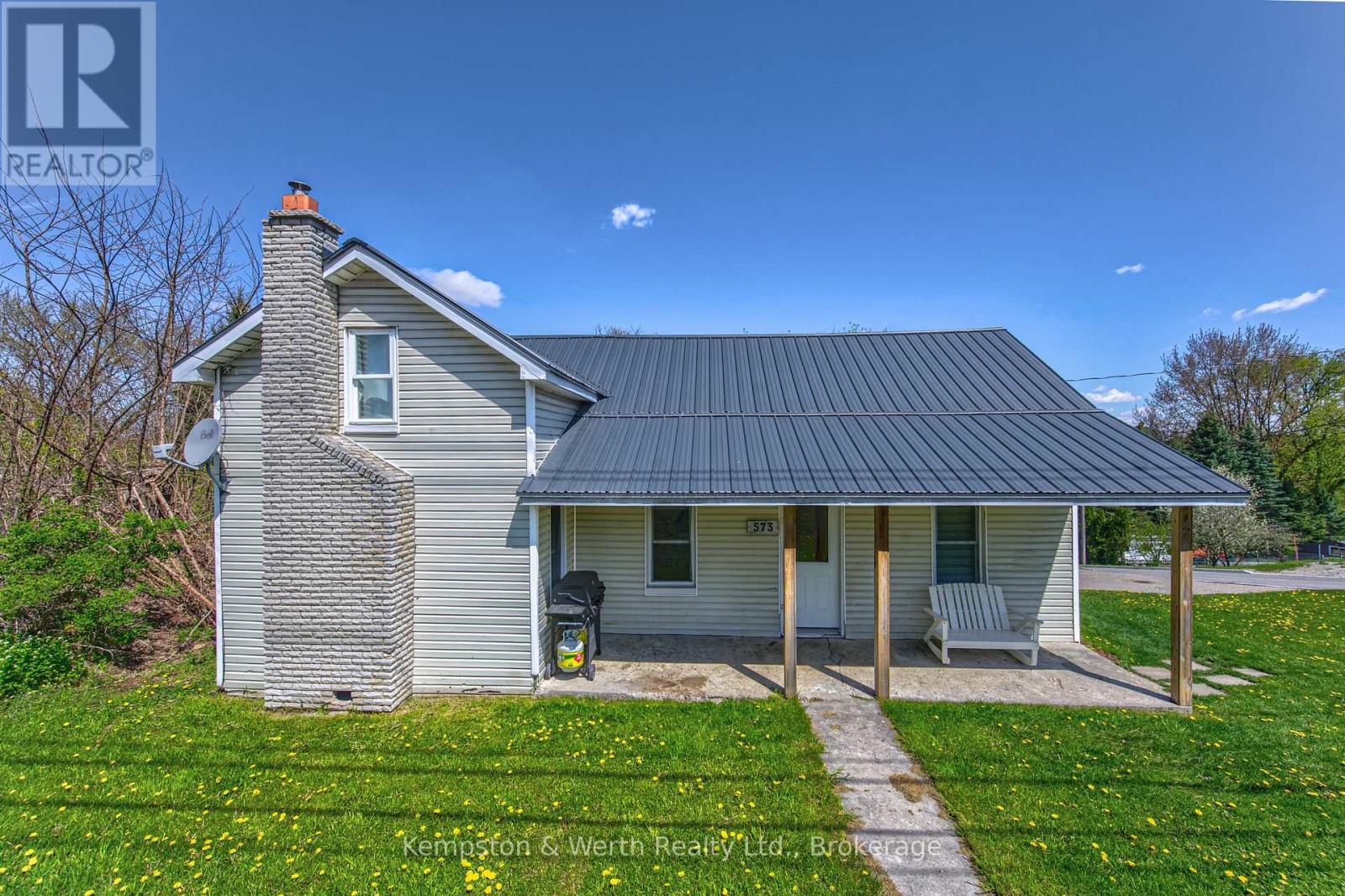 573 Queen Street E, St. Marys, Ontario  N4X 1B1 - Photo 2 - X13117100