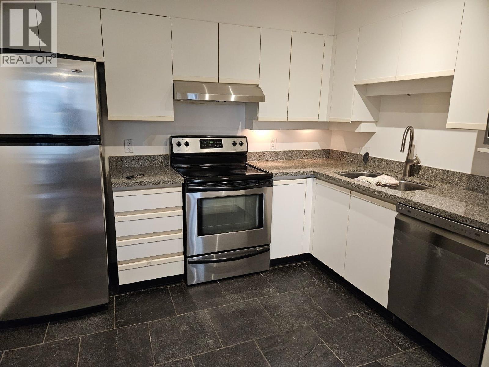 807 950 Cambie Street, Vancouver, British Columbia  V6B 5X5 - Photo 3 - R3122520