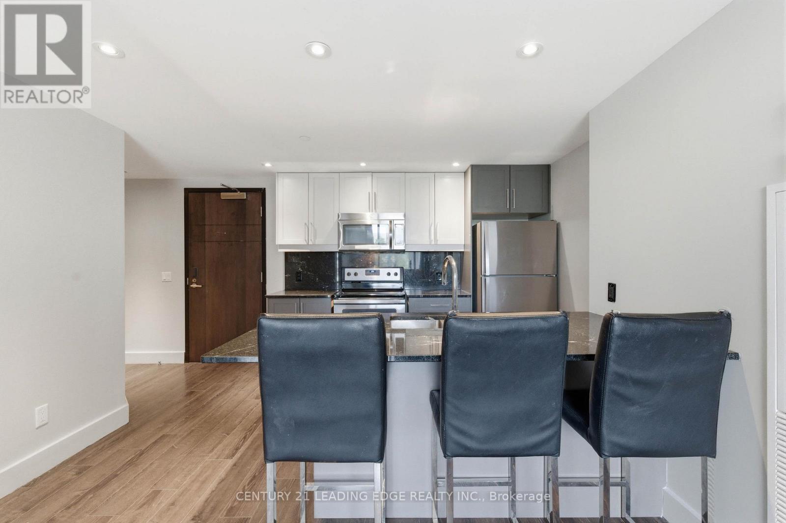 C533 - 330 Phillip Street, Waterloo, Ontario  N2L 3W9 - Photo 2 - X13116954