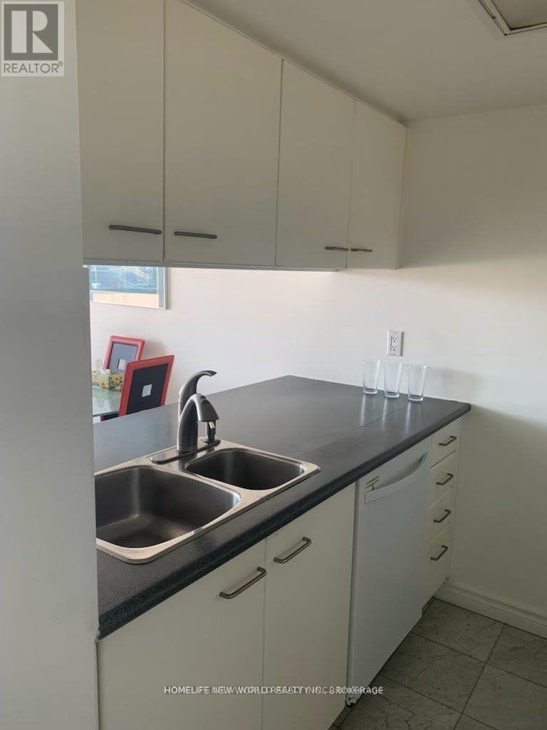2809 - 38 Elm Street, Toronto, Ontario  M5G 2K5 - Photo 3 - C13117014