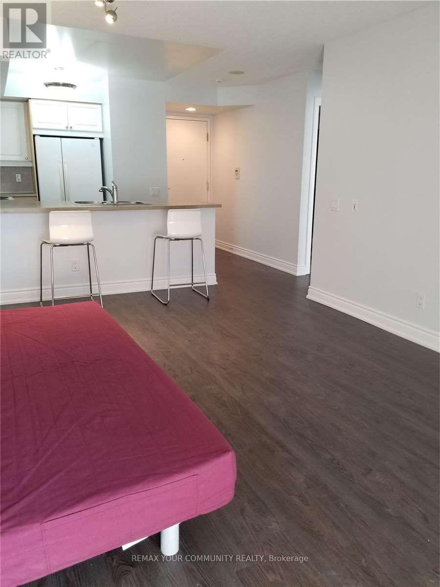 1814 - 5 Northtown Way, Toronto, Ontario  M2N 7A1 - Photo 3 - C13117124