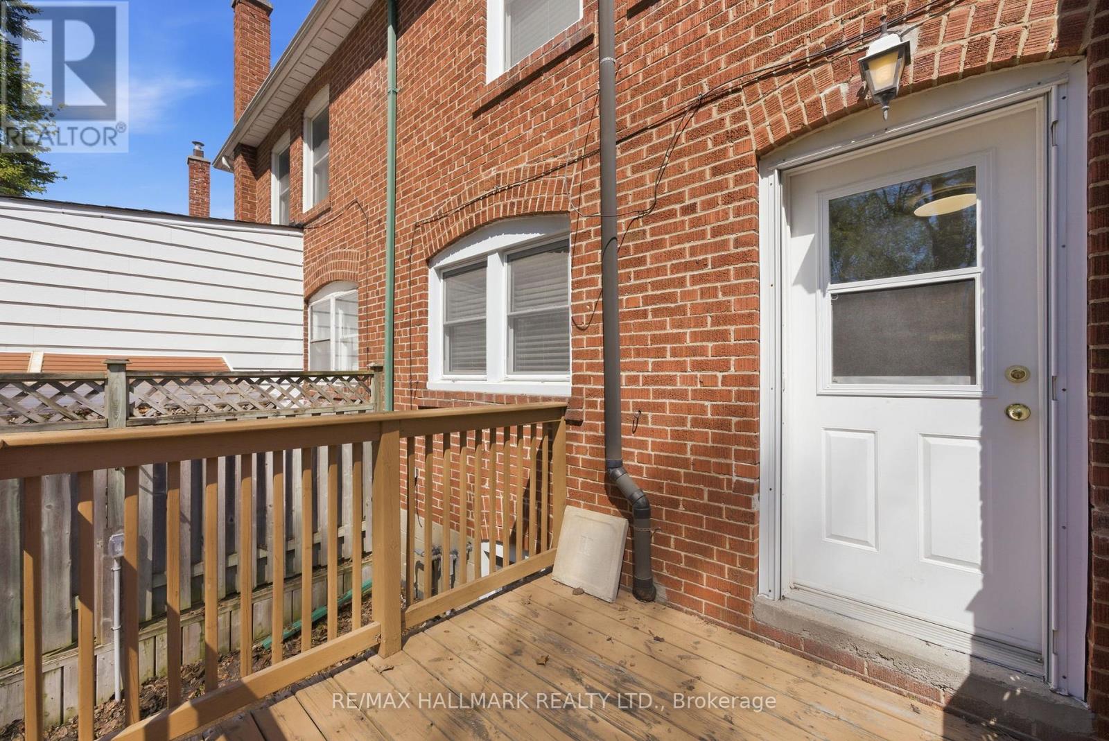 69 Thursfield Crescent, Toronto, Ontario  M4G 2N4 - Photo 39 - C13117140