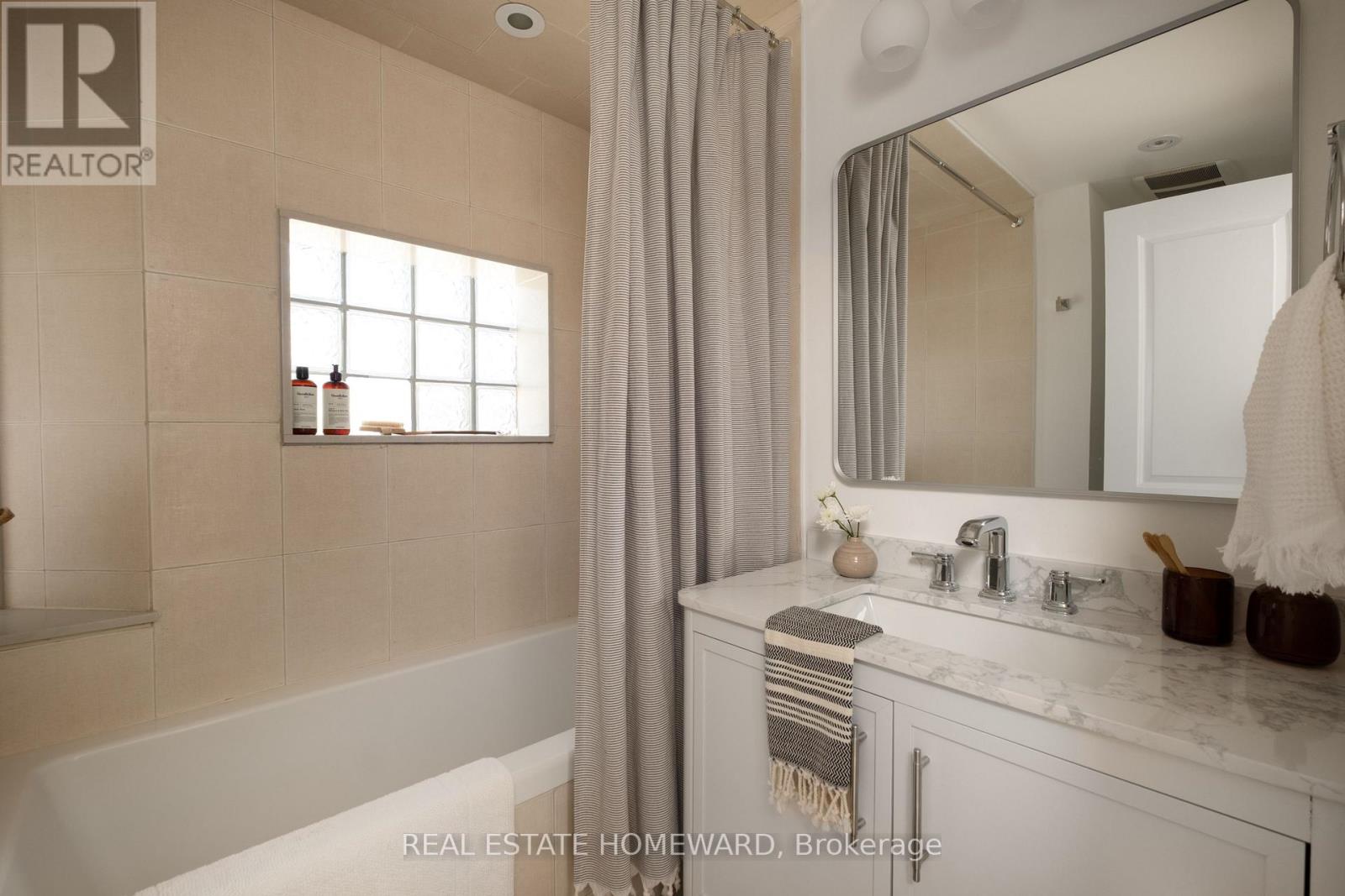 631 Logan Avenue, Toronto, Ontario  M4K 3C2 - Photo 26 - E13116990