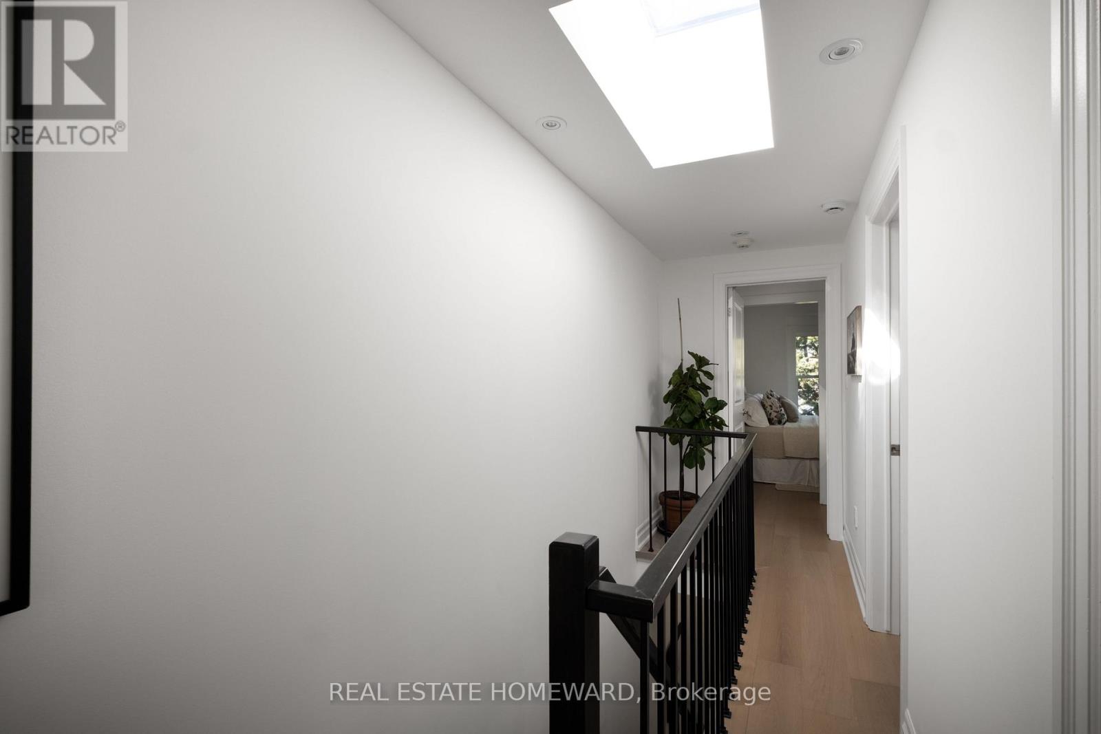 631 Logan Avenue, Toronto, Ontario  M4K 3C2 - Photo 27 - E13116990