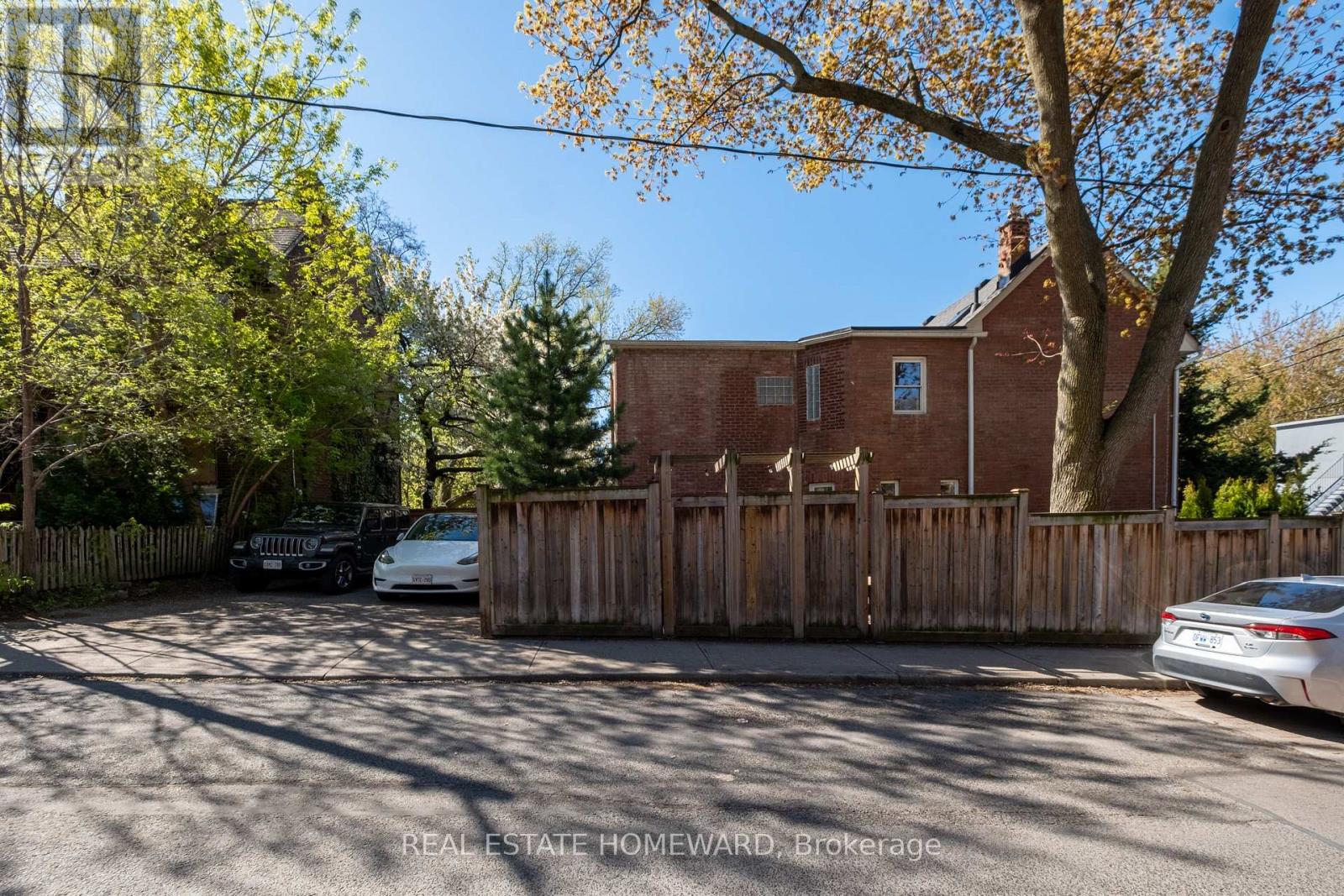 631 Logan Avenue, Toronto, Ontario  M4K 3C2 - Photo 40 - E13116990