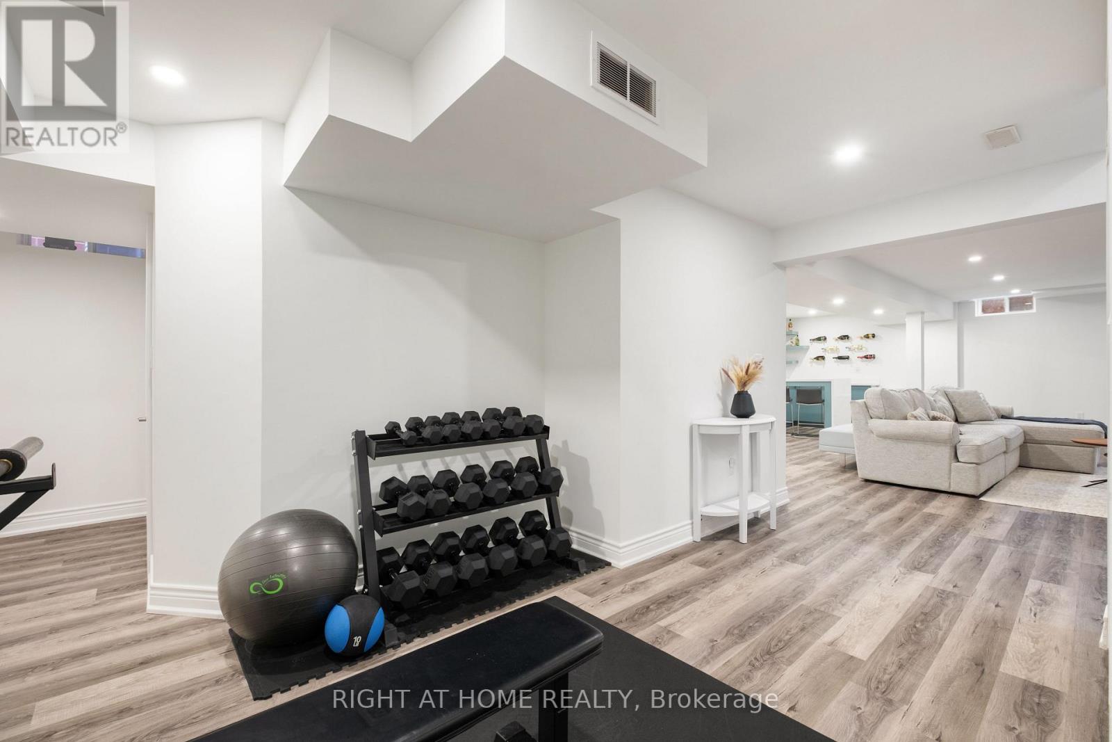 20b Leafield Drive, Toronto, Ontario  M1W 2T2 - Photo 31 - E13117054