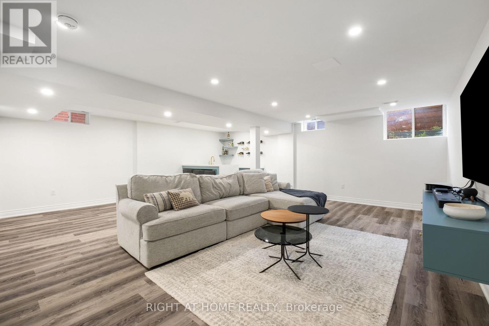 20b Leafield Drive, Toronto, Ontario  M1W 2T2 - Photo 34 - E13117054
