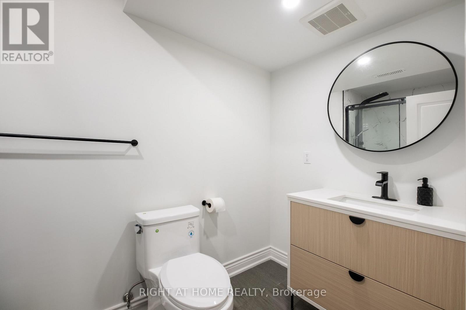 20b Leafield Drive, Toronto, Ontario  M1W 2T2 - Photo 38 - E13117054