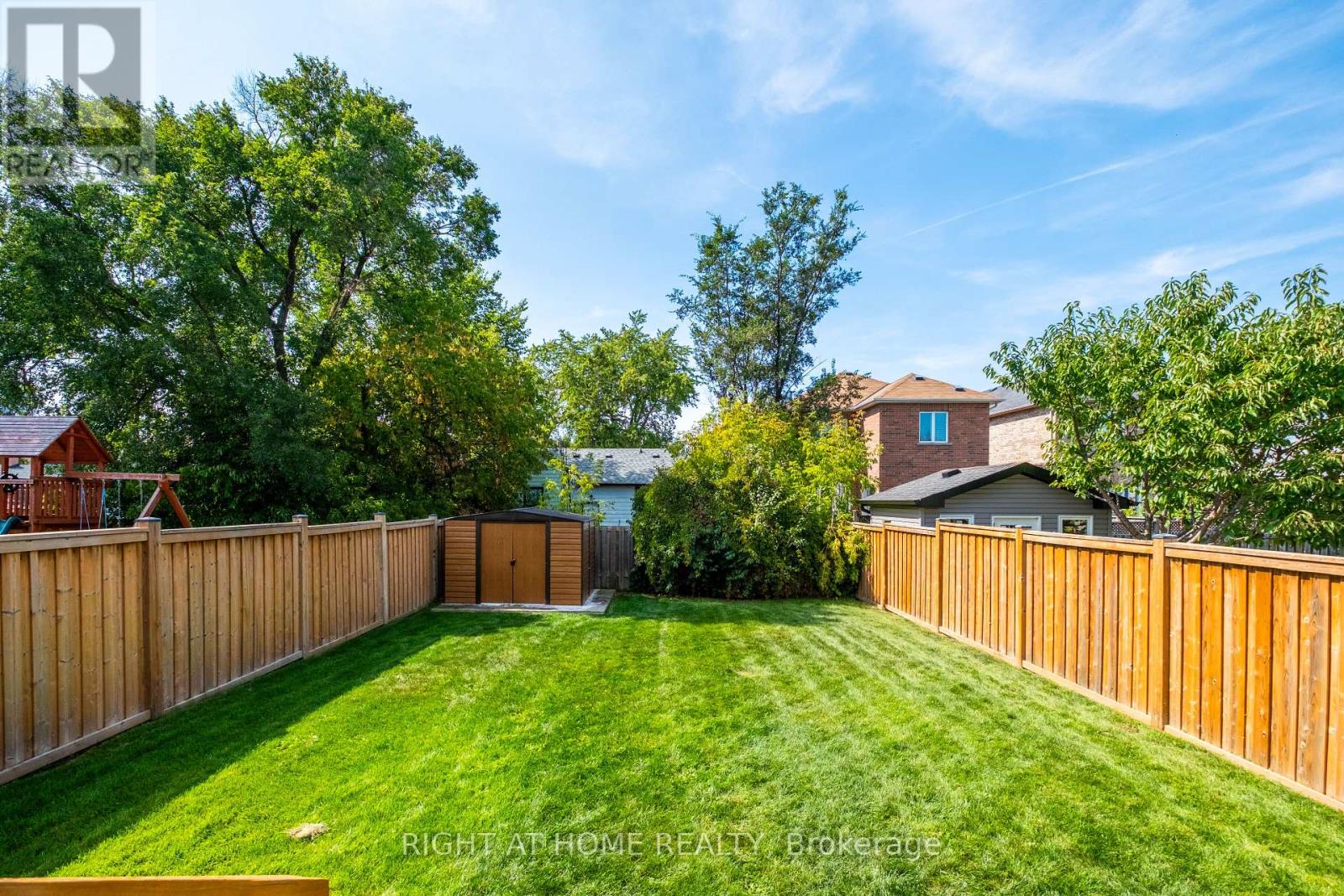 20b Leafield Drive, Toronto, Ontario  M1W 2T2 - Photo 42 - E13117054