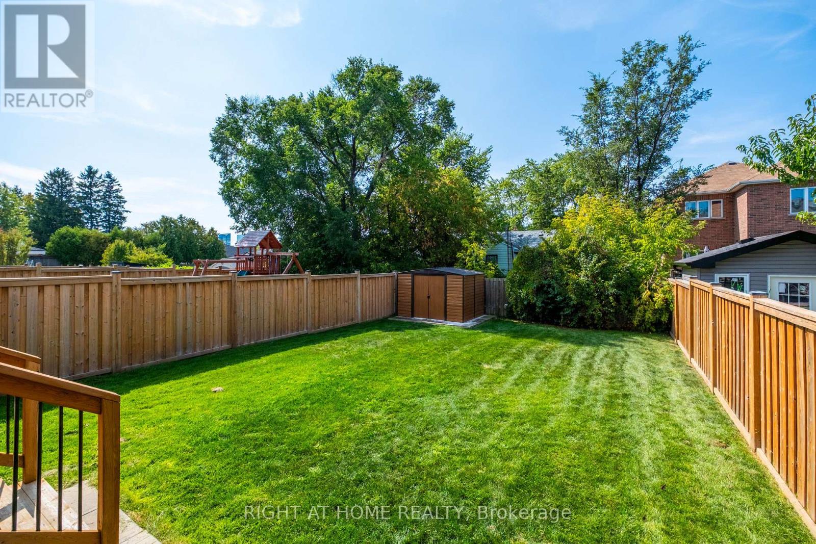 20b Leafield Drive, Toronto, Ontario  M1W 2T2 - Photo 43 - E13117054