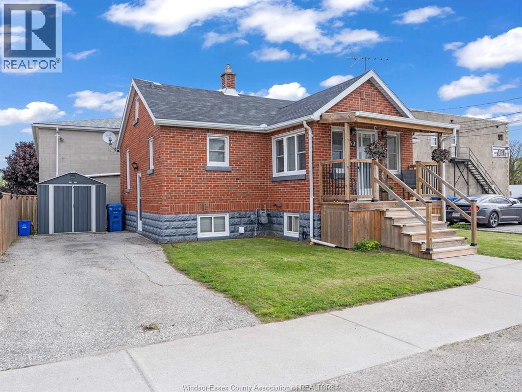32 Centre Street West, Harrow, Ontario  N0R 1G0 - Photo 2 - 26010528