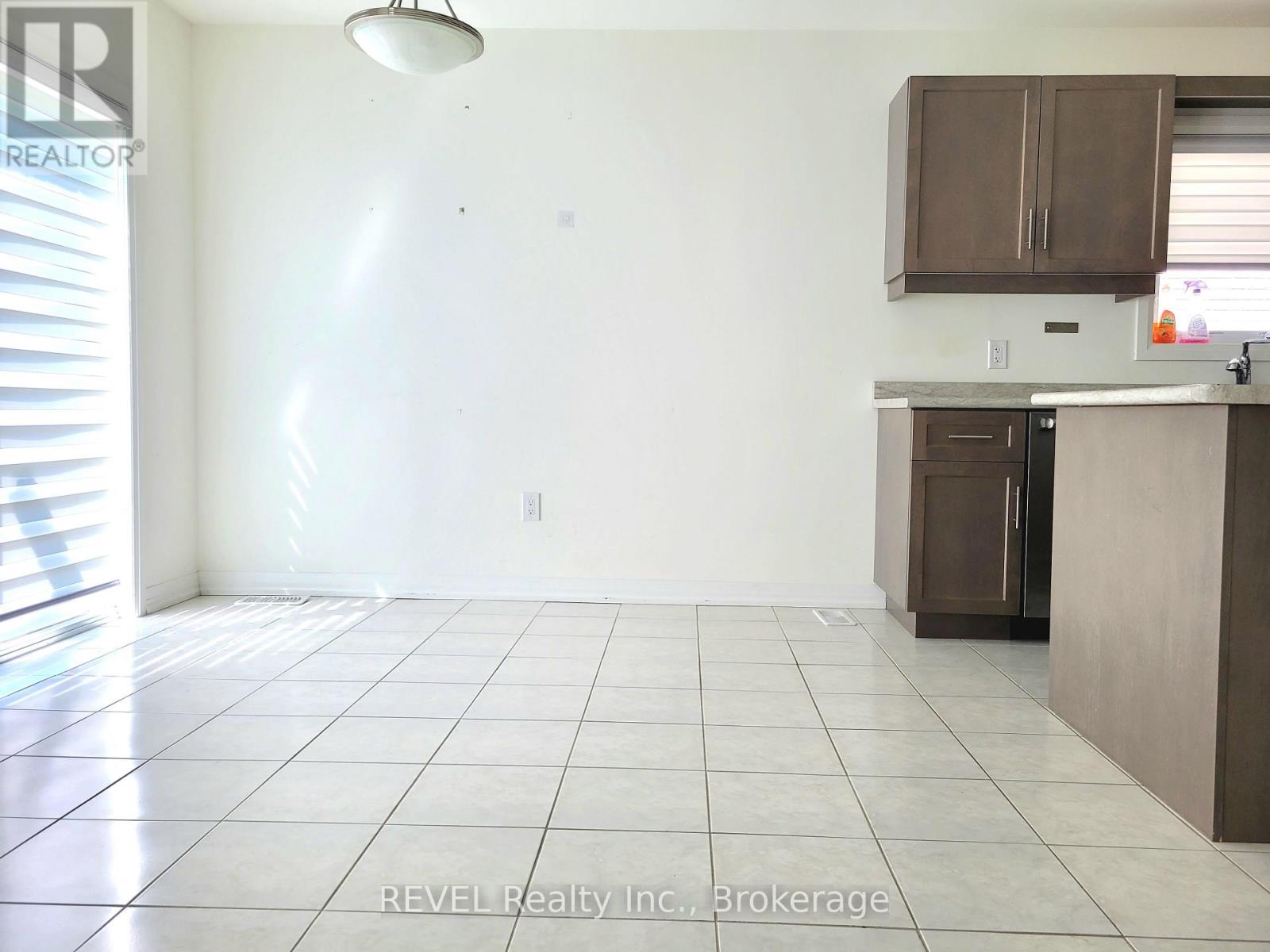 171 Bur Oak Drive, Thorold, Ontario  L2V 0L7 - Photo 10 - X13049592