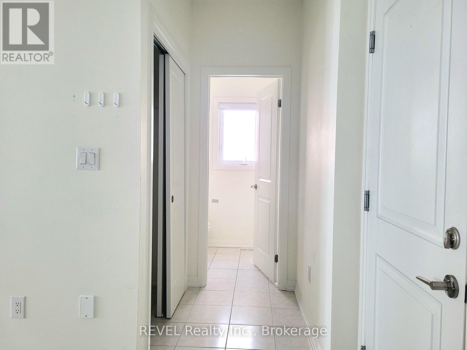 171 Bur Oak Drive, Thorold, Ontario  L2V 0L7 - Photo 5 - X13049592