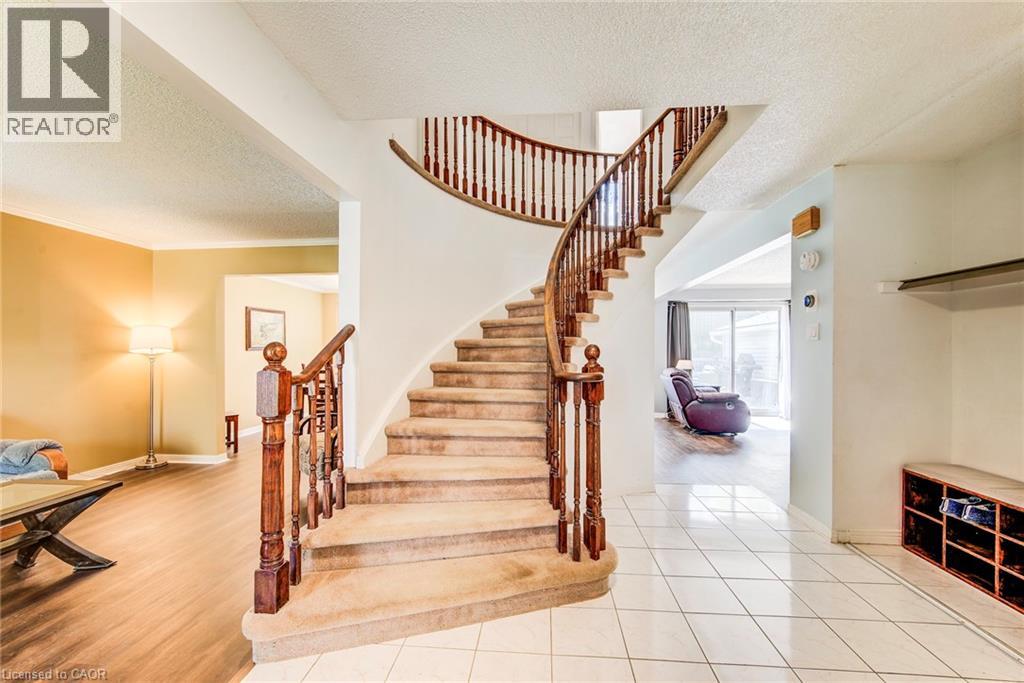 13 Gateview Drive, Waterloo, Ontario  N2T 1A3 - Photo 4 - 40829347