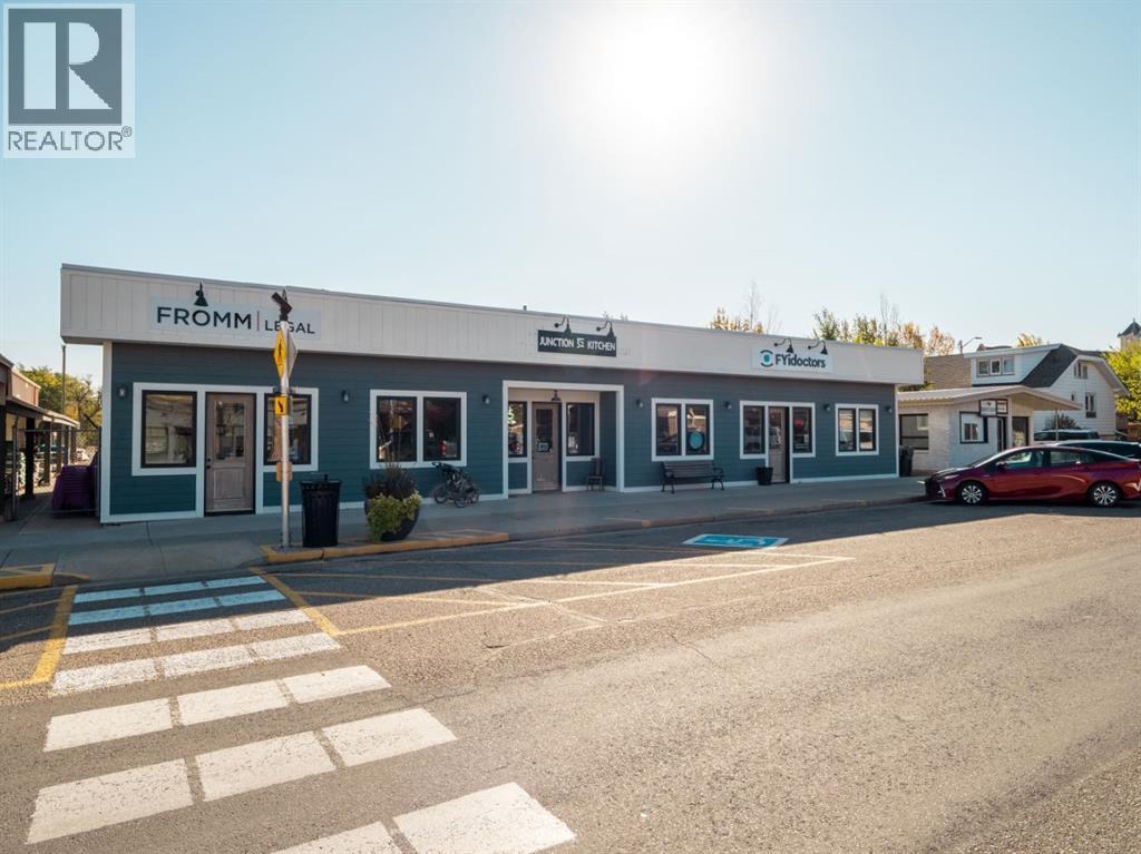 19 Broadway  N, Raymond, Alberta  T0K 2S0 - Photo 1 - A2184291