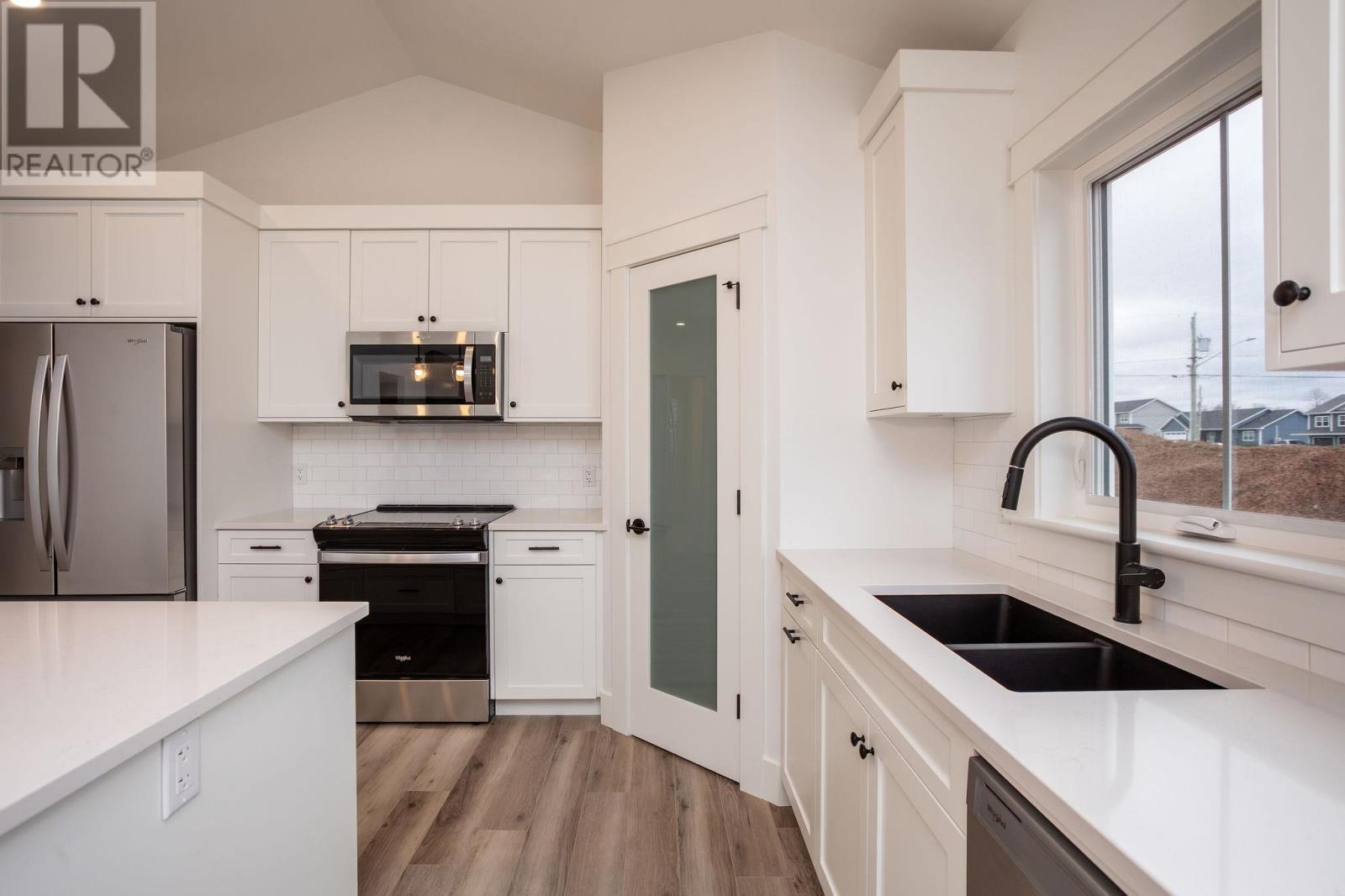 24 Shirley Street, Charlottetown, Prince Edward Island  C1C 0X8 - Photo 29 - 202610570