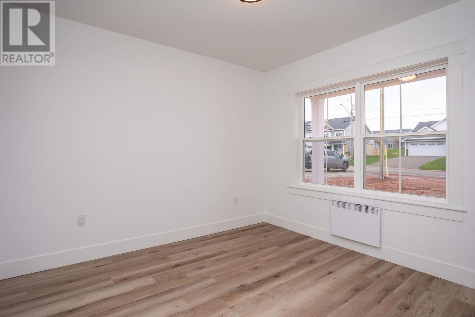 24 Shirley Street, Charlottetown, Prince Edward Island  C1C 0X8 - Photo 6 - 202610570