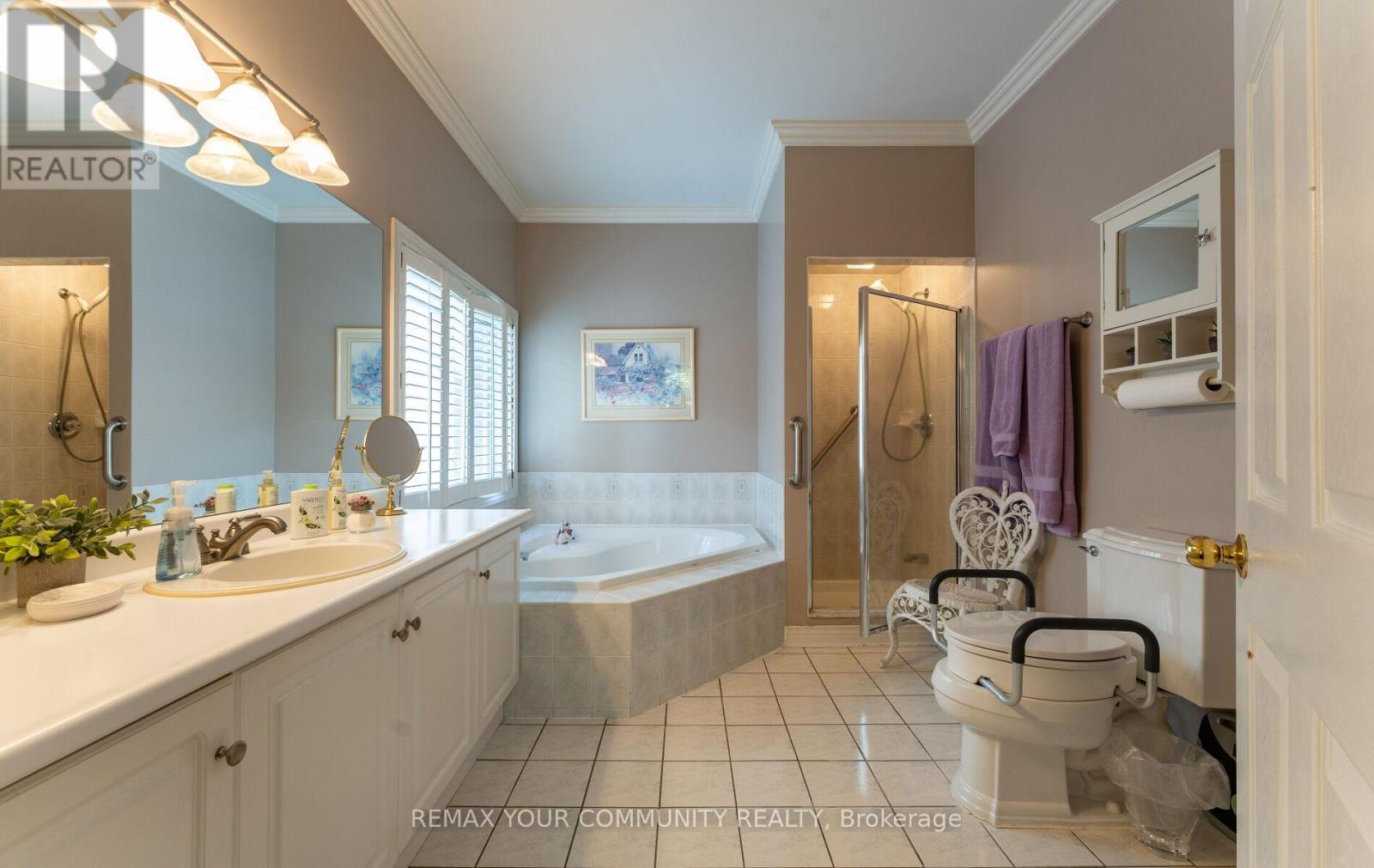 863 Shadrach Drive, Newmarket, Ontario  L3X 2H3 - Photo 21 - N13117020