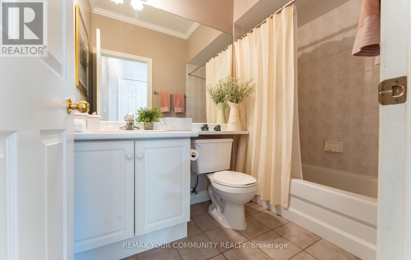 863 Shadrach Drive, Newmarket, Ontario  L3X 2H3 - Photo 22 - N13117020