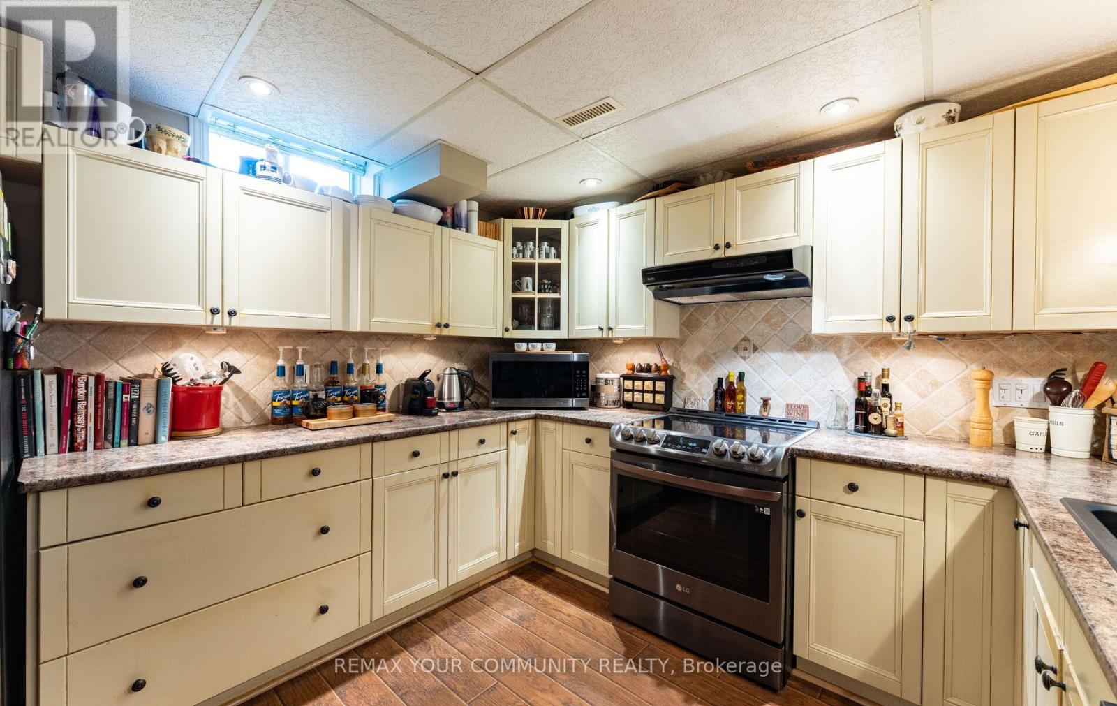 863 Shadrach Drive, Newmarket, Ontario  L3X 2H3 - Photo 27 - N13117020
