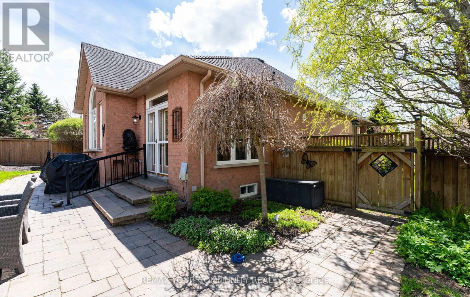 863 Shadrach Drive, Newmarket, Ontario  L3X 2H3 - Photo 39 - N13117020
