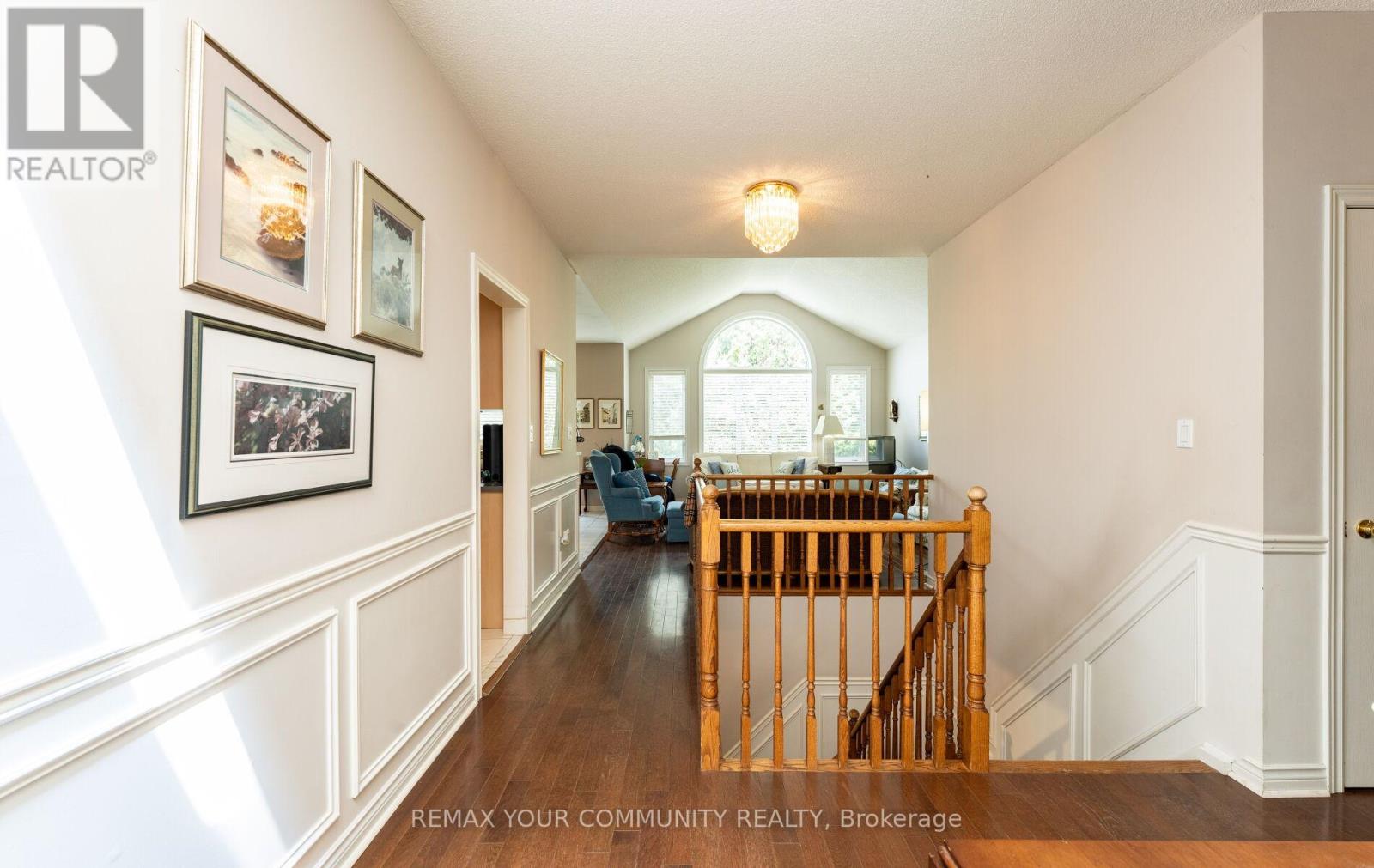 863 Shadrach Drive, Newmarket, Ontario  L3X 2H3 - Photo 7 - N13117020