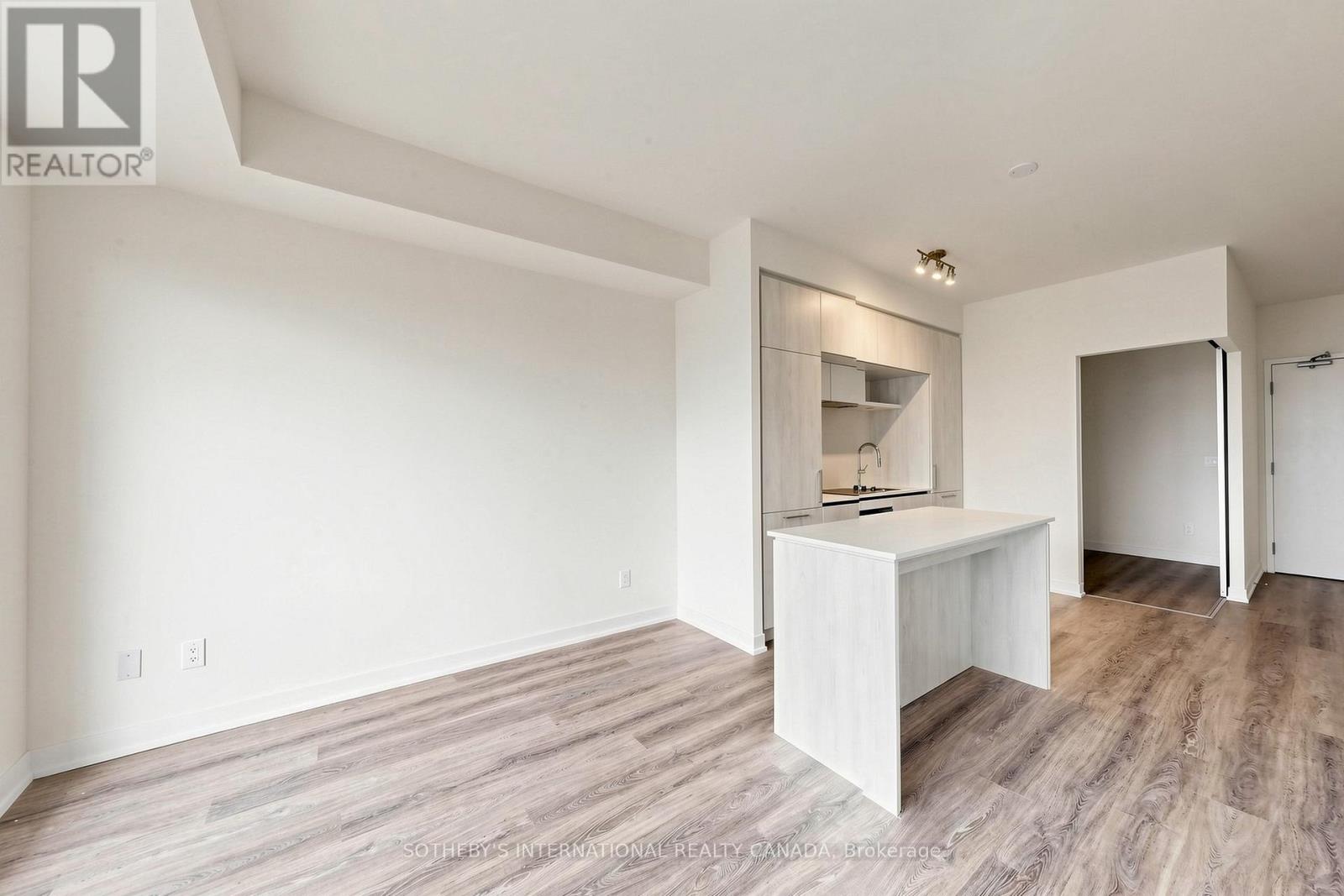1132 - 2 David Eyer Road, Richmond Hill, Ontario  L4S 0N6 - Photo 5 - N13117104