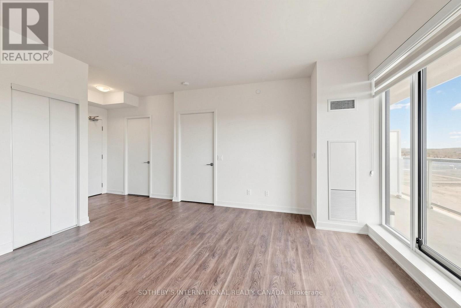 1127 - 2 David Eyer Road, Richmond Hill, Ontario  L4S 0N6 - Photo 8 - N13117116
