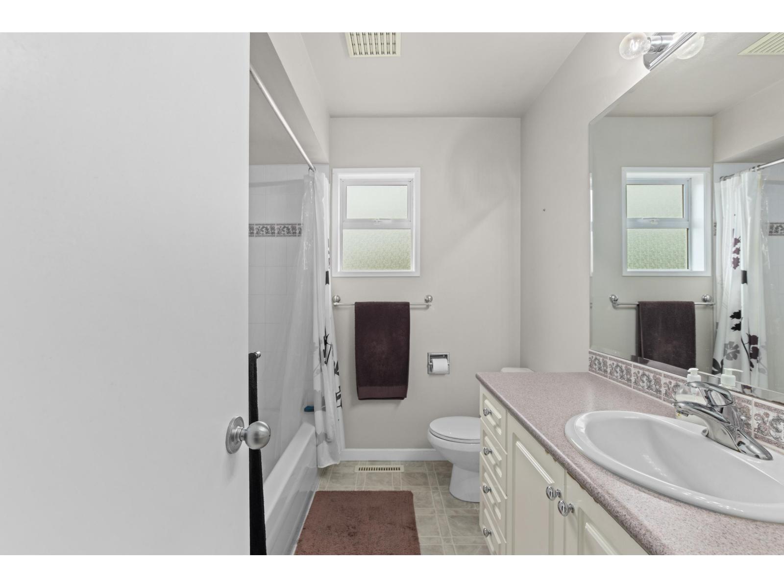 13771 Malabar Avenue, White Rock, British Columbia  V4B 2X8 - Photo 11 - R3122557