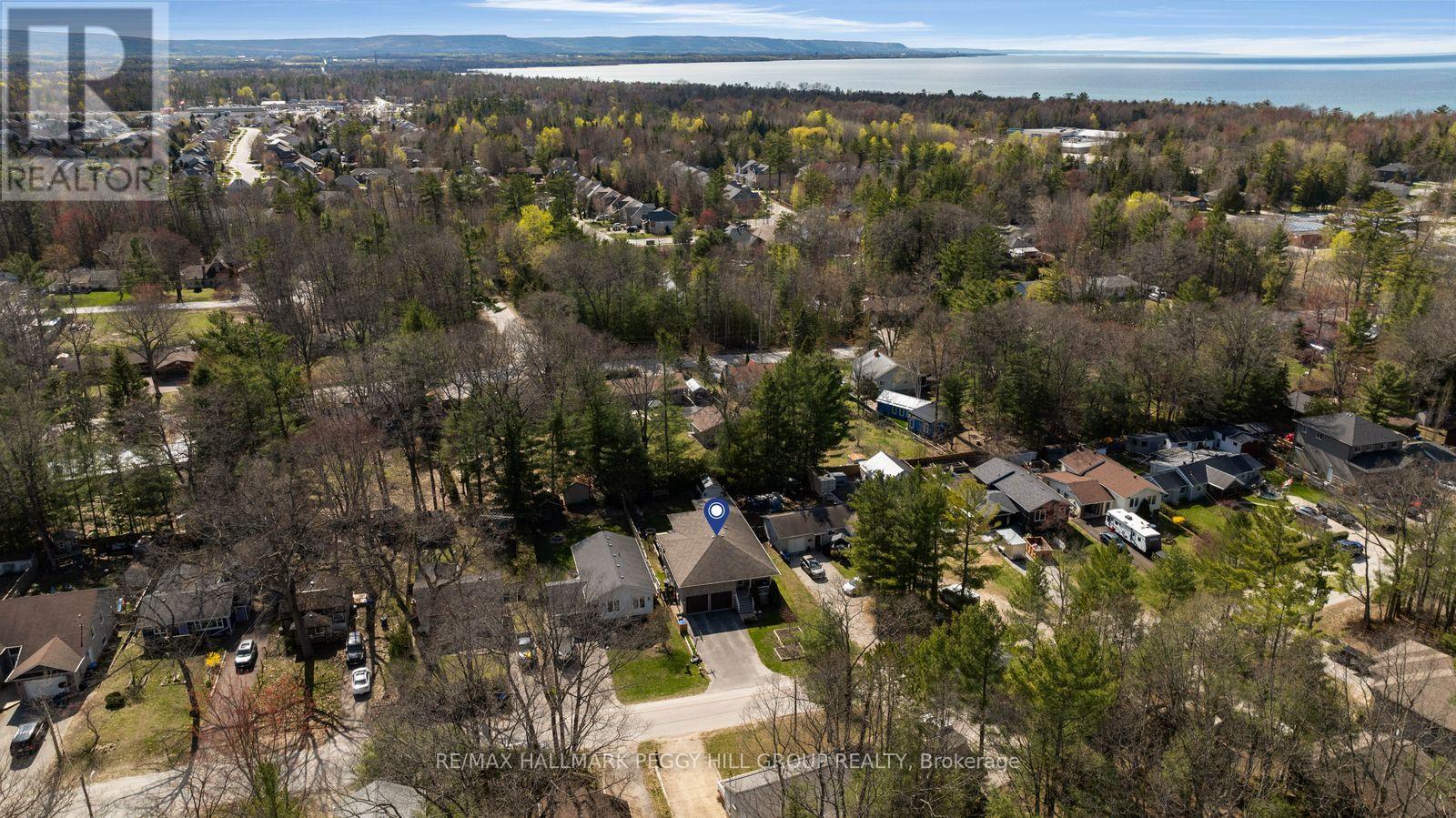 74 Melrose Avenue, Wasaga Beach, Ontario  L9Z 2S8 - Photo 2 - S13117066