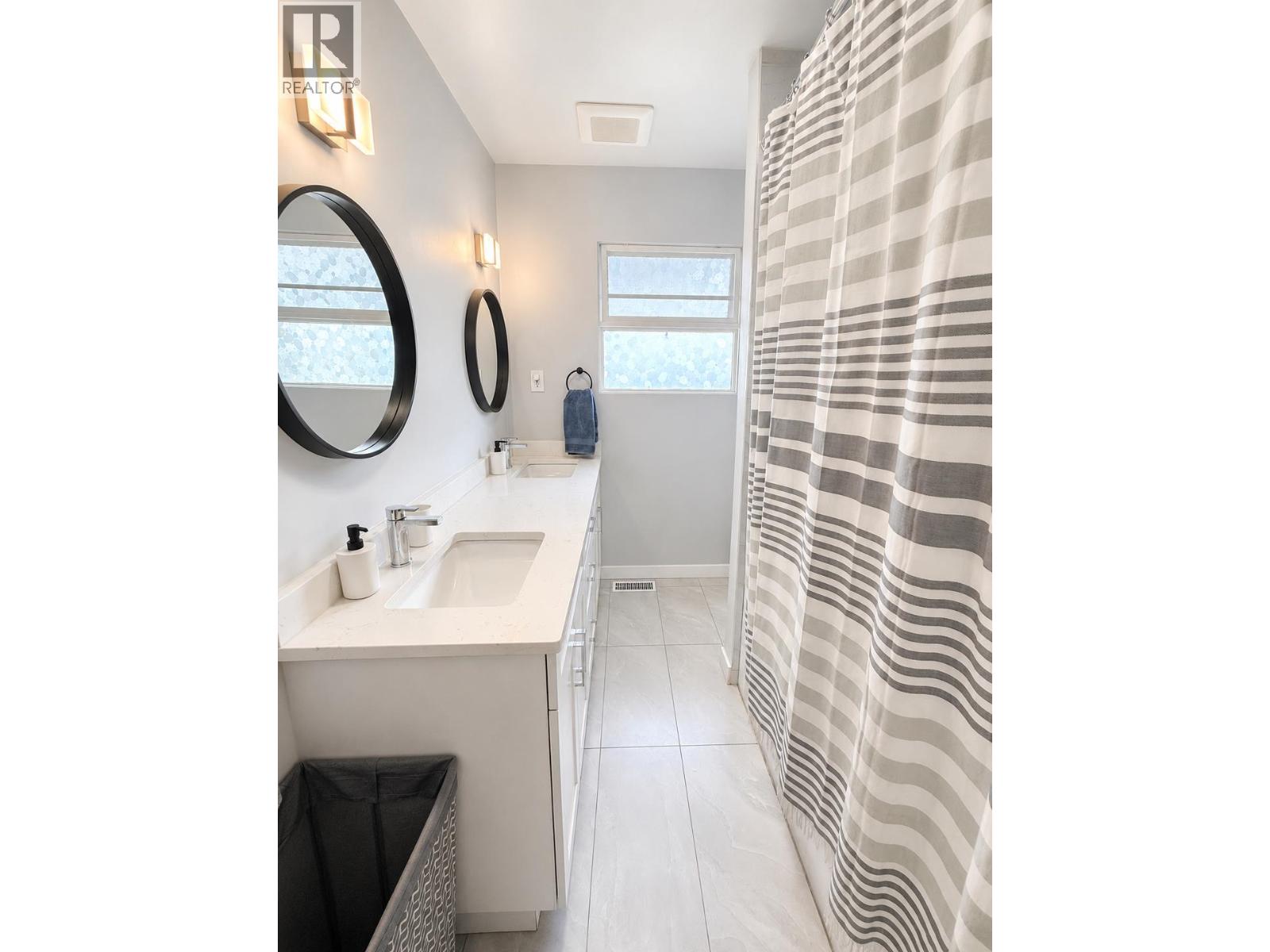 5006 Fulwell Street, Burnaby, British Columbia  V5G 1P2 - Photo 18 - R3121893