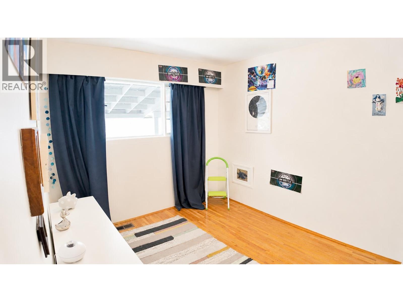 5006 Fulwell Street, Burnaby, British Columbia  V5G 1P2 - Photo 14 - R3121893
