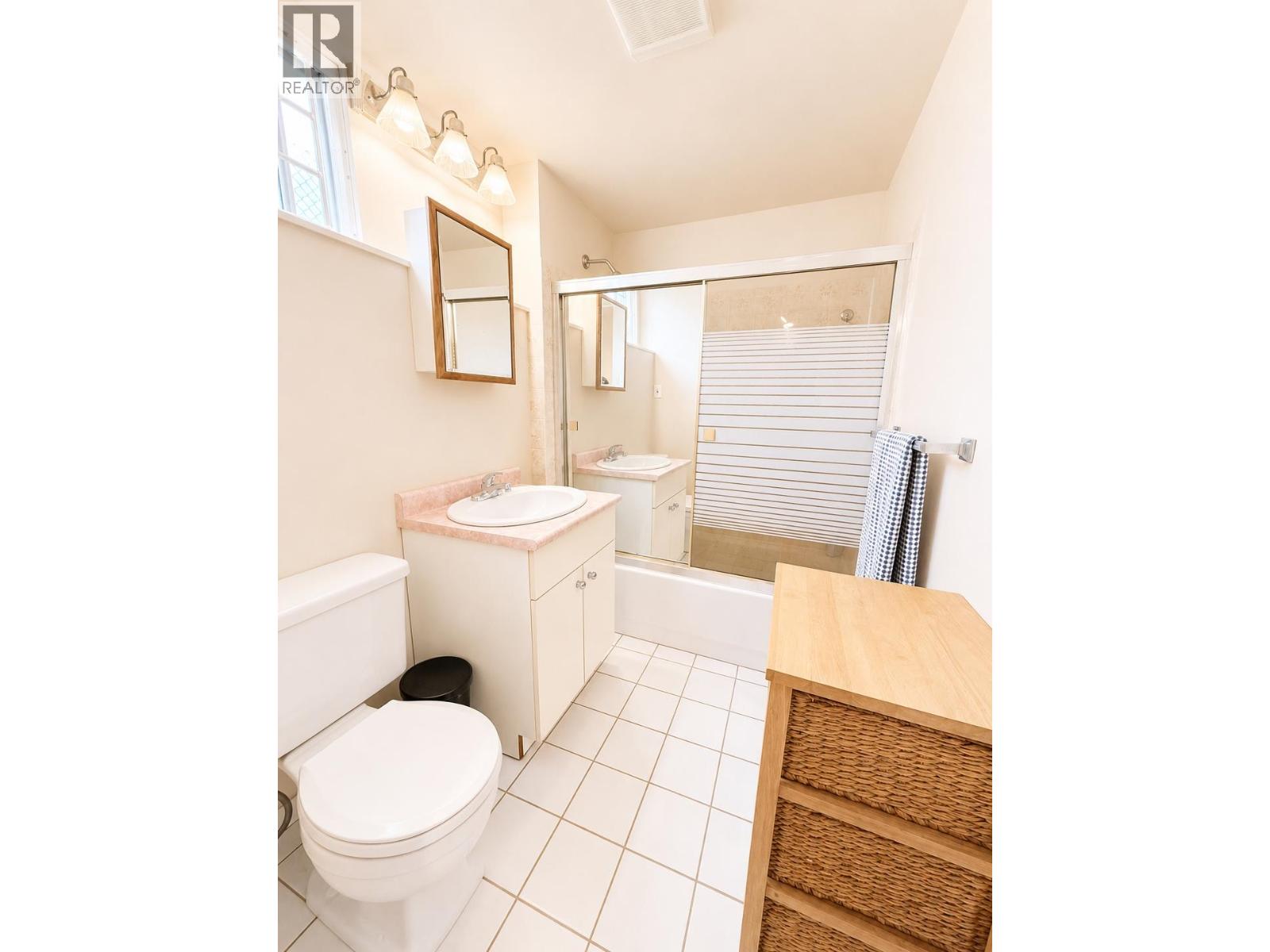 5006 Fulwell Street, Burnaby, British Columbia  V5G 1P2 - Photo 22 - R3121893