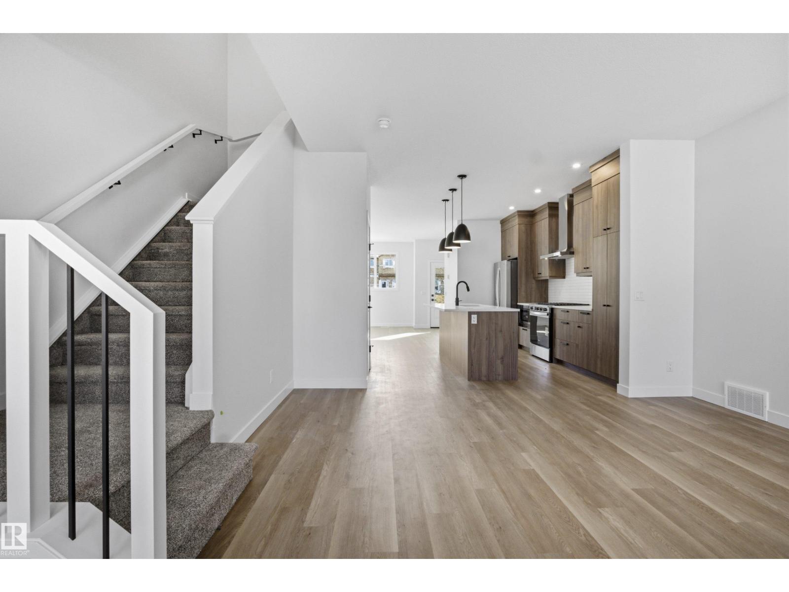 1227 Cristall Wy Sw, Edmonton, Alberta  T6W 5T1 - Photo 14 - E4482766