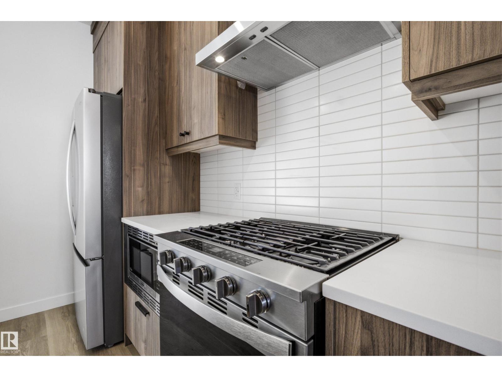 1227 Cristall Wy Sw, Edmonton, Alberta  T6W 5T1 - Photo 2 - E4482766