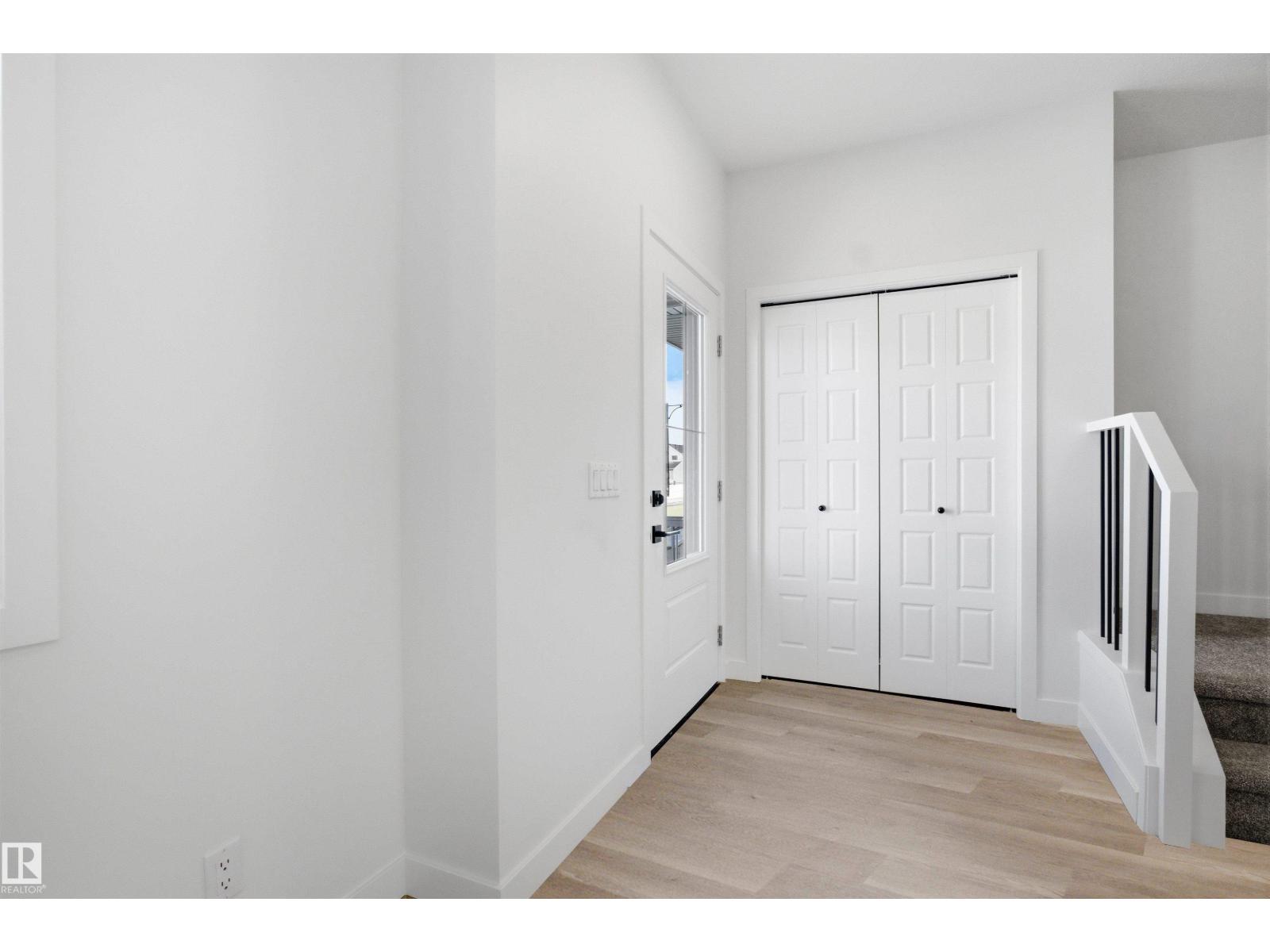 1227 Cristall Wy Sw, Edmonton, Alberta  T6W 5T1 - Photo 18 - E4482766